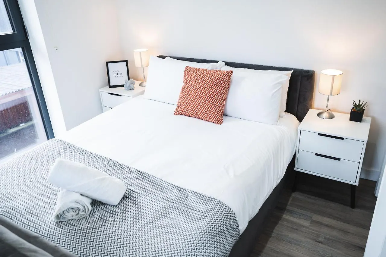 Central Studio - New - Free Wi-Fi - City Centre Sheffield