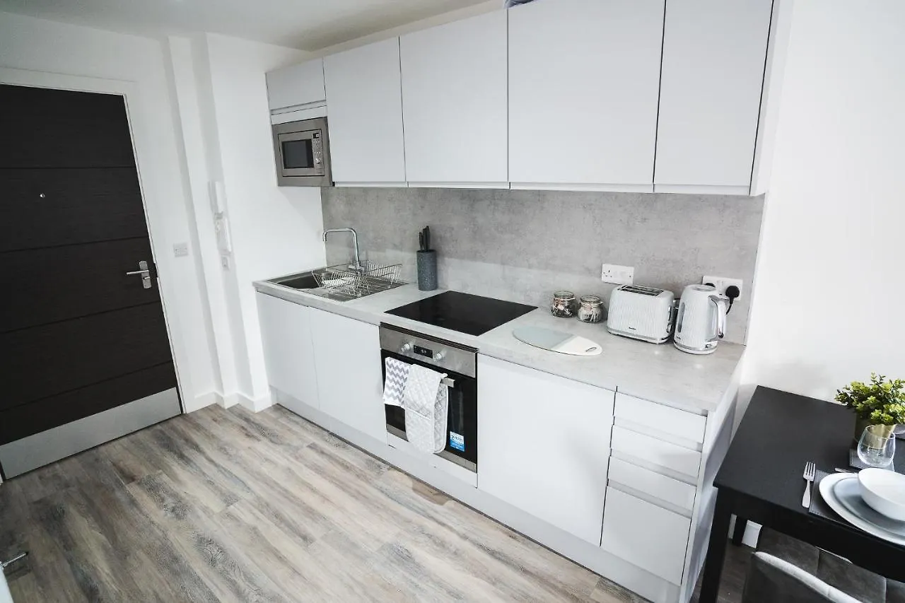 Central Studio - New - Free Wi-Fi - City Centre Sheffield